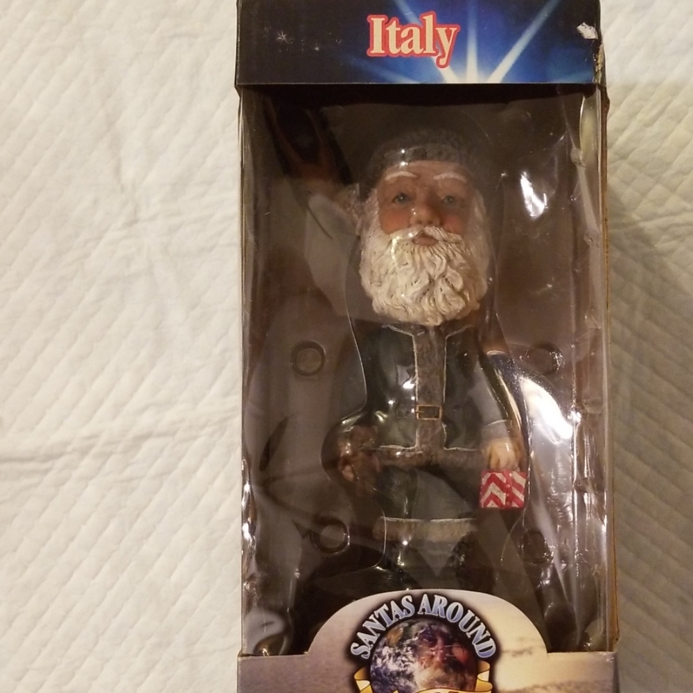 Santas around the world